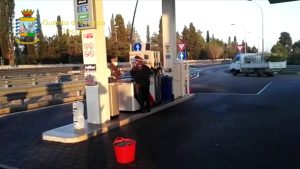 Contrabbando di gasolio agricolo, 11 arresti e 64 indagati tra il Salento e Roma - Corriere Salentino
