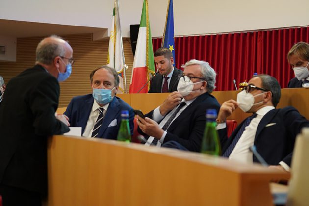 Puglia, M5S con la maggioranza Emiliano: Casili vicepresidente, Capone prima presidente donna - Corriere Salentino