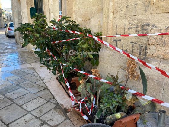 Ubriaco al volante, semina il panico in centro: sfascia auto, fioriere e poi si scaglia contro la polizia - Corriere Salentino