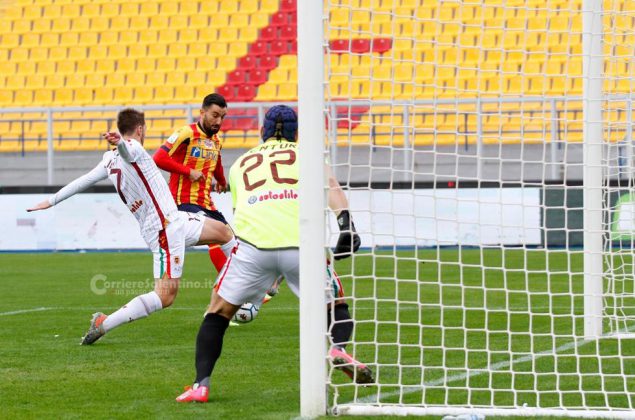 Da Locatelli a Coda, 41 triplette nella storia del Lecce - Corriere Salentino