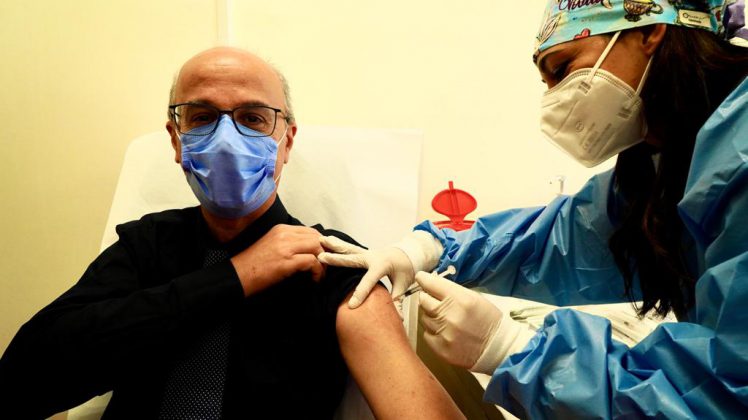 Vaccino anti-covid, Lopalco: “Attivati 26 punti di vaccinazione in tutta la regione, solo oggi somministrate oltre 1500 dosi” - Corriere Salentino