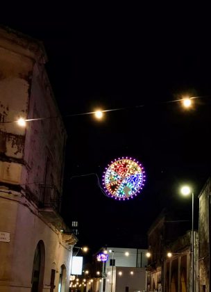 Le luminarie di Caprarica firmate dai bambini - Corriere Salentino