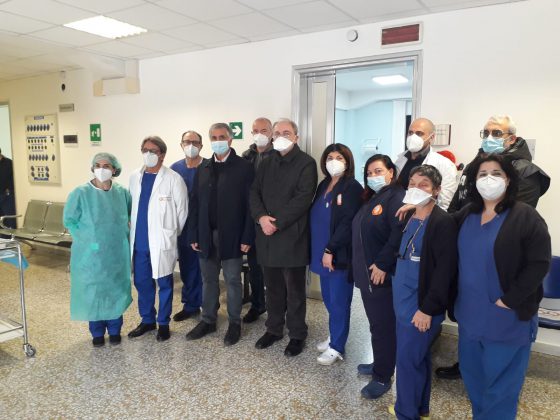 V-day, il giorno della svolta nella lotta al covid-19: ecco le immagini e le voci. Ora la vaccinazione di massa - Corriere Salentino