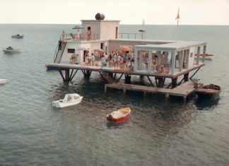 Il film della settimana: “L’incredibile storia dell’Isola delle Rose”