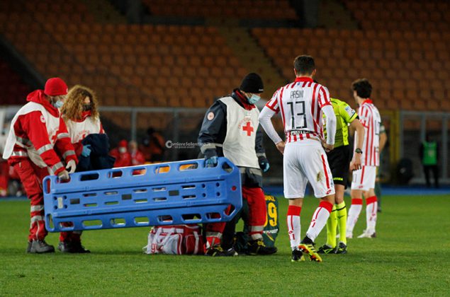 Finalmente tre punti per i giallorossi. Lecce-Vicenza 2-1 - Corriere Salentino