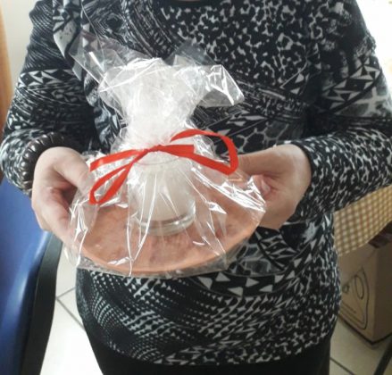 "Made in moon”: il progetto degli ospiti della RSSA Santa Laura di Seclì che lancia un messaggio di speranza e solidarietà - Corriere Salentino