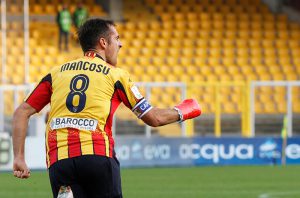 Le pagelle dei giallorossi: il gol di Mancosu è la determinazione che serve - Corriere Salentino