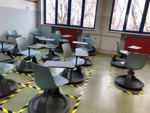 Scuola, fino ad oggi non ce l’abbiamo fatta: i tanti flop fino banchi con le rotelle. “Inutilizzati e inutilizzabili” - Corriere Salentino