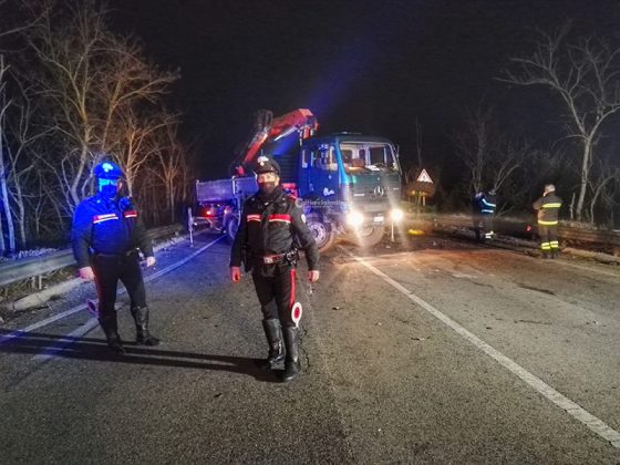 Schianto sulla statale 274, trattore si ribalta dopo lo scontro con un’auto - Corriere Salentino