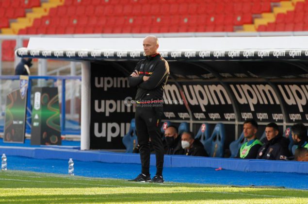 Lecce-Frosinone 2-2, beffa nei minuti finali per i giallorossi - Corriere Salentino