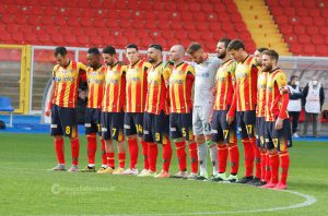 Lecce-Frosinone 2-2, beffa nei minuti finali per i giallorossi - Corriere Salentino