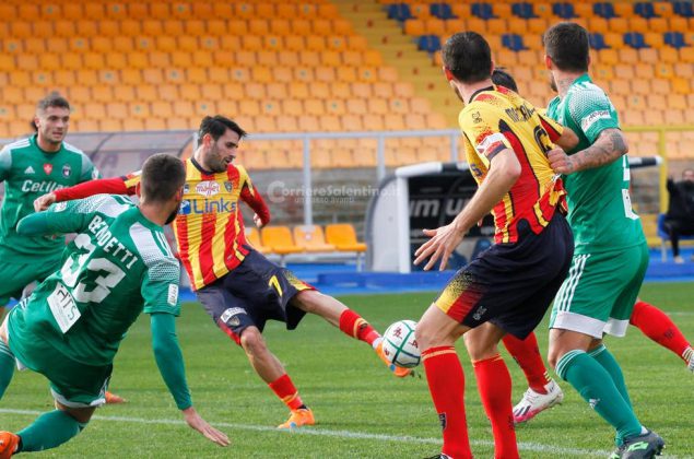 Giallorossi non pervenuti, Lecce-Pisa 0-3 - Corriere Salentino