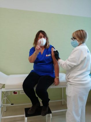 Vaccino anticovid, Lopalco: “Somministrate in Puglia sino ad oggi oltre 16mila dosi” - Corriere Salentino