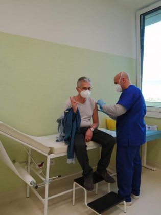 Vaccino anticovid, Lopalco: “Somministrate in Puglia sino ad oggi oltre 16mila dosi” - Corriere Salentino
