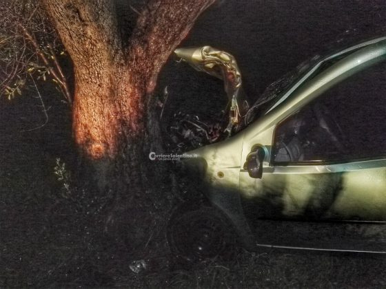 Fuori strada con l'auto, poi lo schianto contro un ulivo: tanta paura per un 32enne - Corriere Salentino