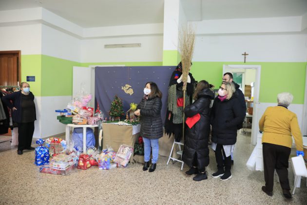 Befana tra i quartieri di Lecce, Surbo e Castromediano - Corriere Salentino
