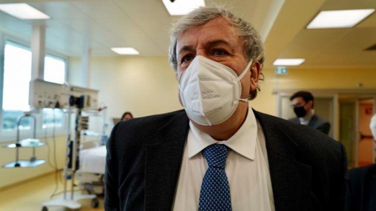 Attivati 16 posti letto al DEA, Emiliano: “Raddoppio di posti. Seconda ondata 20 volte più forte” - Corriere Salentino