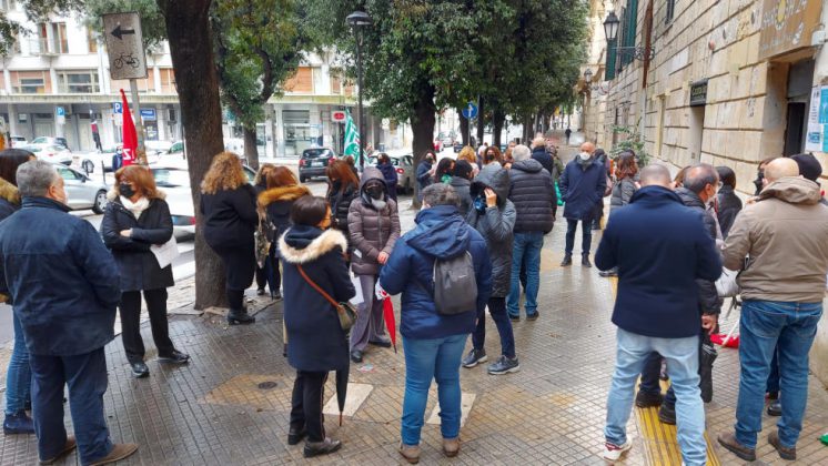 Ambito sociale di Lecce in sciopero: stallo sulle proroghe - Corriere Salentino