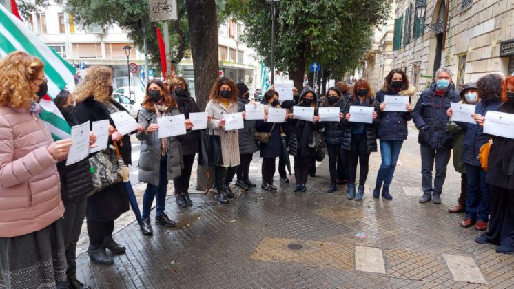 Ambito sociale di Lecce in sciopero: stallo sulle proroghe - Corriere Salentino