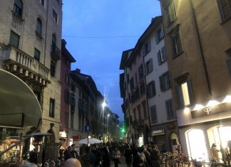 Fino al 27 marzo stop agli spostamenti tra regioni. Zona gialla: visite in casa, non più di due