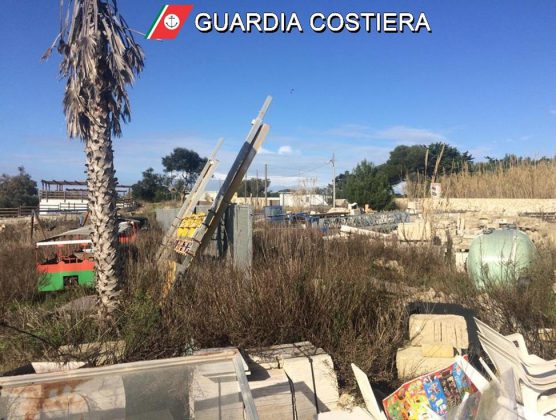 Scoperta discarica abusiva a cielo aperto: scatta il sequestro. Caccia ai responsabili - Corriere Salentino