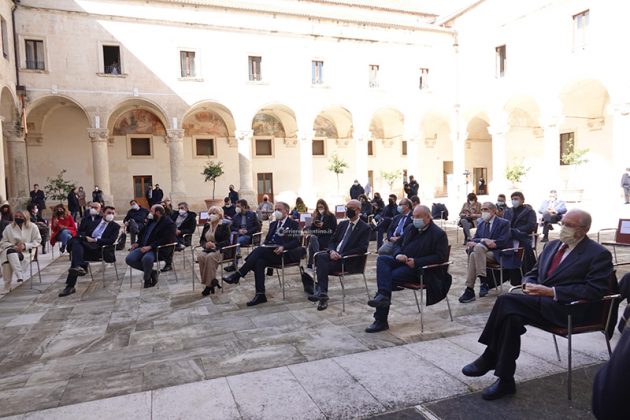 Facoltà di Medicina a Lecce, Emiliano: un cammino comune per il rafforzamento della formazione dei nostri giovani - Corriere Salentino