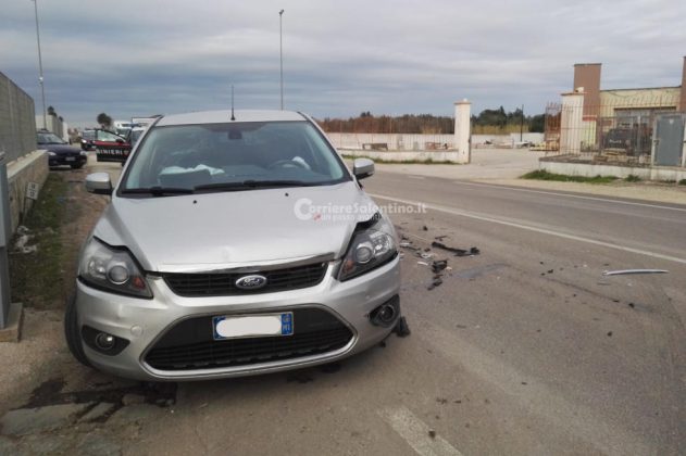 Tamponamento a catena sulla 275, tre auto coinvolte e un ferito: medico in ospedale con la gamba fratturata - Corriere Salentino