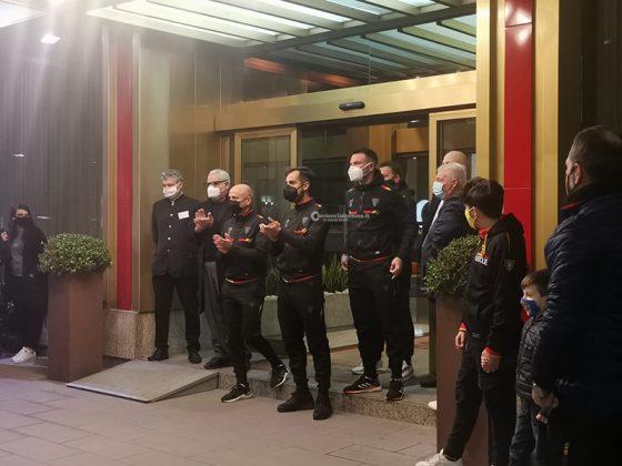 Per Corini e calciatori, tifosi davanti al President: "C'è solo la Curva Nord!" - Corriere Salentino