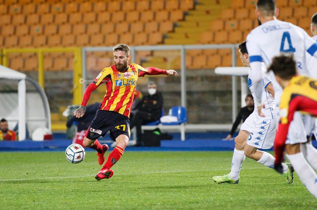 I giallorossi si fanno raggiungere nel finale contro il Brescia, 2-2 al Via del Mare - Corriere Salentino