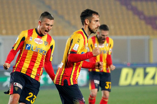 I giallorossi escono alla distanza, 3-1 tra Lecce e Cosenza - Corriere Salentino