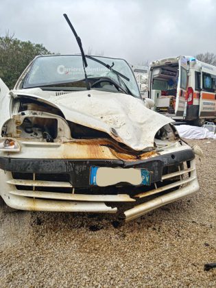 Tragedia alle porte di Galatina, perde il controllo del mezzo e finisce contro un muro: muore 88enne - Corriere Salentino