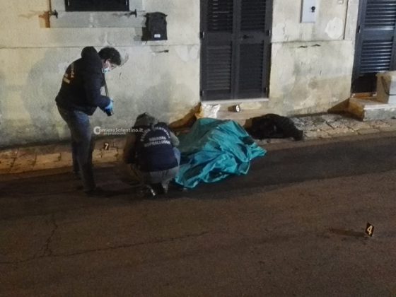 Femminicidio per strada: donna ammazzata a coltellate, si cerca l'ex compagno - Corriere Salentino