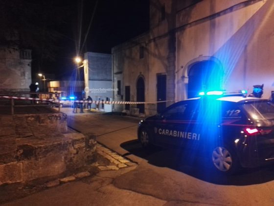 Femminicidio per strada: donna ammazzata a coltellate, si cerca l'ex compagno - Corriere Salentino