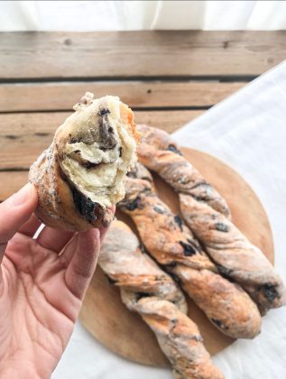 La ricetta del giorno: pizzi con le olive - Corriere Salentino