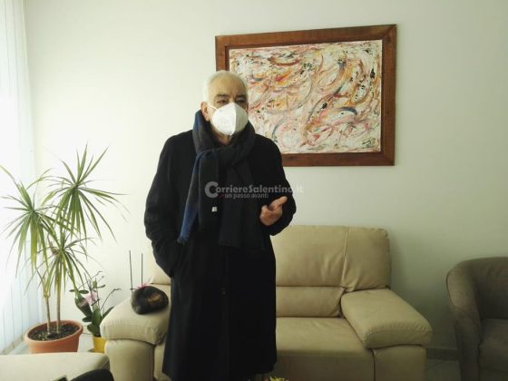 Armati di pistola irrompono nello studio dell’ex sindaco: banditi in fuga con 20mila euro - Corriere Salentino