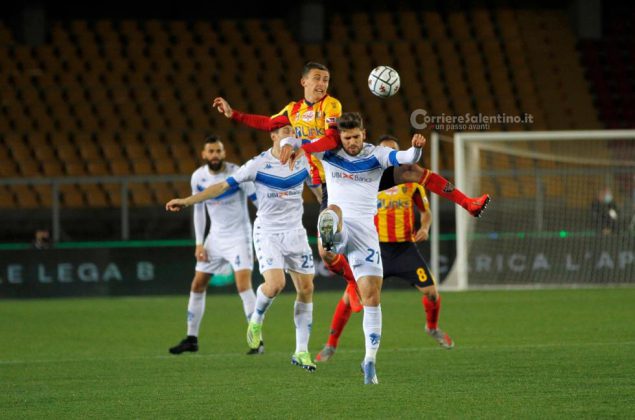 I giallorossi si fanno raggiungere nel finale contro il Brescia, 2-2 al Via del Mare - Corriere Salentino