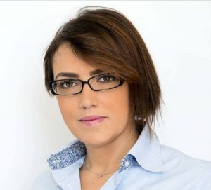 "Operatori in reparto con le mascherina calate sotto il naso, così mamma si è contagiata all'Oncologico ed è morta": il racconto choc - Corriere Salentino