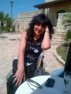 "Operatori in reparto con le mascherina calate sotto il naso, così mamma si è contagiata all'Oncologico ed è morta": il racconto choc - Corriere Salentino