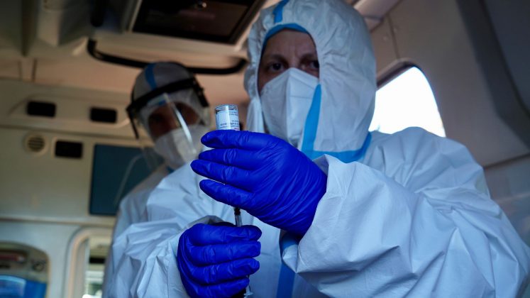 Vaccini Covid, completata la prima dose per tutto il personale scolastico pugliese - Corriere Salentino