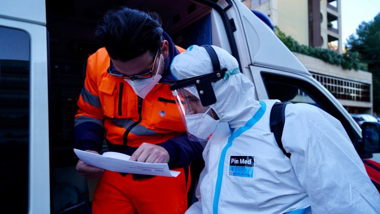 Vaccini Covid, completata la prima dose per tutto il personale scolastico pugliese - Corriere Salentino