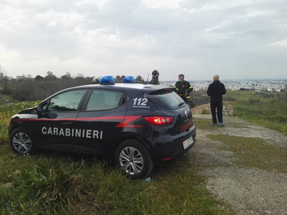 Tenta di recuperare l’aquilone, precipita nel dirupo per 8 metri: 45enne al Fazzi con codice rosso - Corriere Salentino