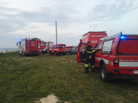 Tenta di recuperare l’aquilone, precipita nel dirupo per 8 metri: 45enne al Fazzi con codice rosso - Corriere Salentino