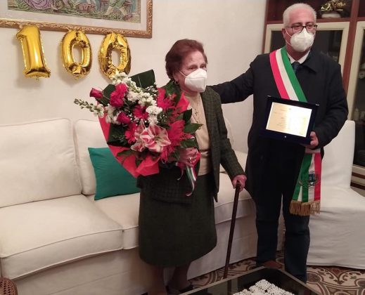 Due nuovi centenari a Collepasso, i festeggiamenti ( rispettando le norme anticovid) nei giorni scorsi - Corriere Salentino