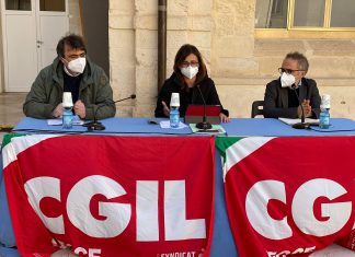 Lo studio Cgil-Università: “Necessità di beni e servizi su cui puntare”. Fragassi: “Ci vuole lavoro stabile”