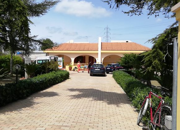 Drammatico incidente sul lavoro in una villa privata, muore giovane operaio - Corriere Salentino