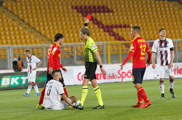 Il Lecce non si ferma più: sconfitta la Salernitana per 2-0 - Corriere Salentino