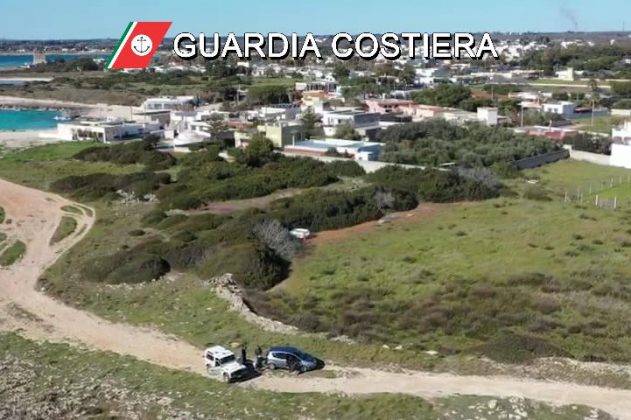 A pesca di ricci nell'area marina protetta: telecamere e drone lo incastrano. Denunciato sub - Corriere Salentino