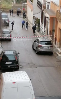 Non erano fuochi per festeggiare il Santo, ma pistolettate: nove colpi contro due abitazioni e Doblò - Corriere Salentino