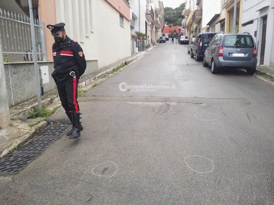 Non erano fuochi per festeggiare il Santo, ma pistolettate: nove colpi contro due abitazioni e Doblò - Corriere Salentino