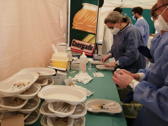 Ventimila persone vaccinate oggi in Puglia - Corriere Salentino